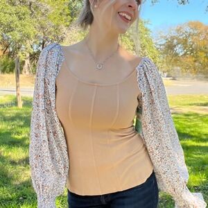 Chic‎ Beige Blouse with Floral Puff Sleeves
